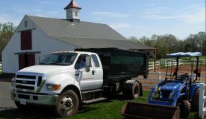 Truck_bin with tractor